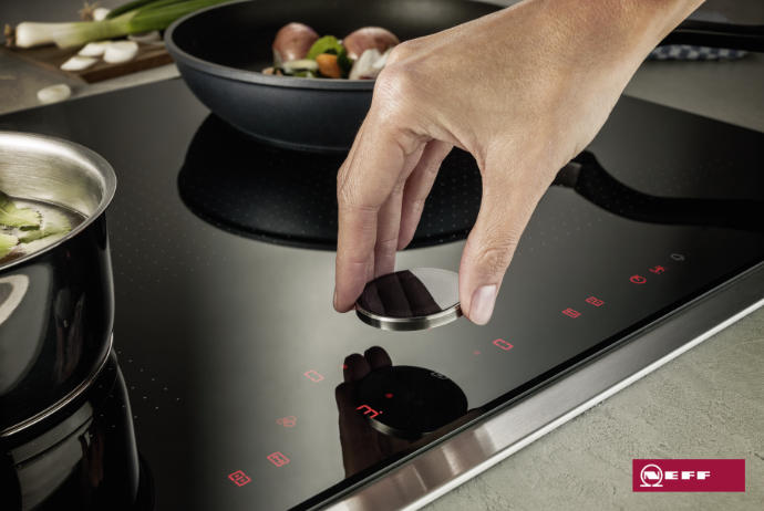 Neff TwistPadFire inUse2 Hand