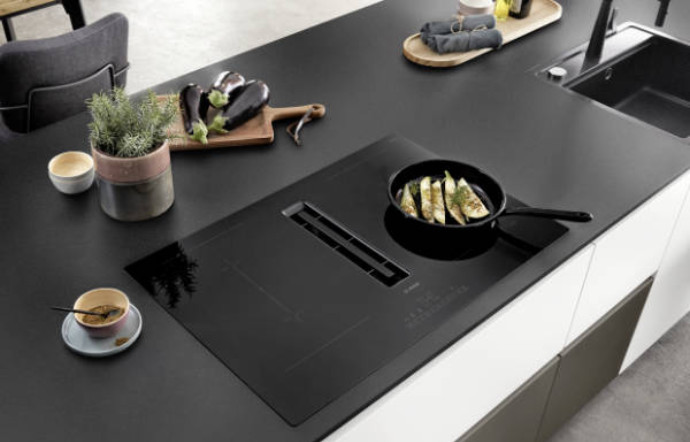 Nobilia Einbauküchen Artis 938 mit Ceramic Arbeitsplatte Plain Black